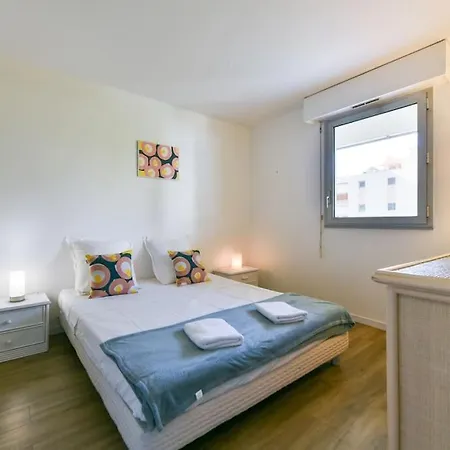 Bel En Bord De Mer A Les Pins Apartment